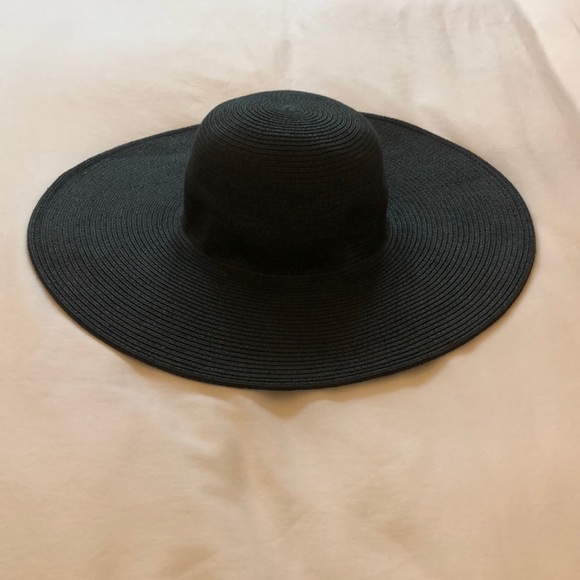 J. Crew beach hat